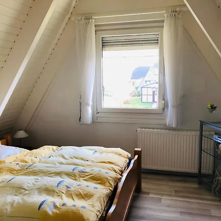 Nurdachhaus In Burhave Mit Garten * Butjadingen