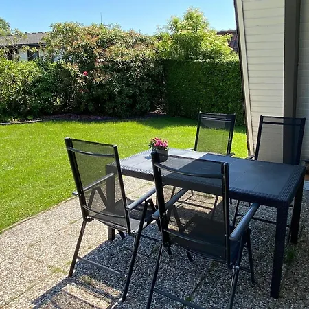 Nurdachhaus In Burhave Mit Garten * Butjadingen