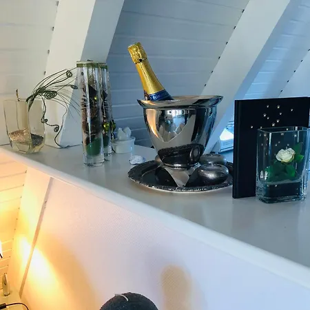 Holiday home Nurdachhaus In Burhave Mit Garten Butjadingen