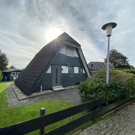 Nurdachhaus In Burhave Mit Garten Holiday home Butjadingen